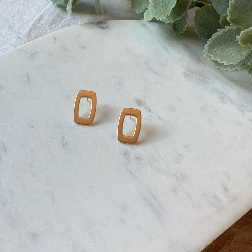 The Flannery - Gold Brushed Geometric Studs